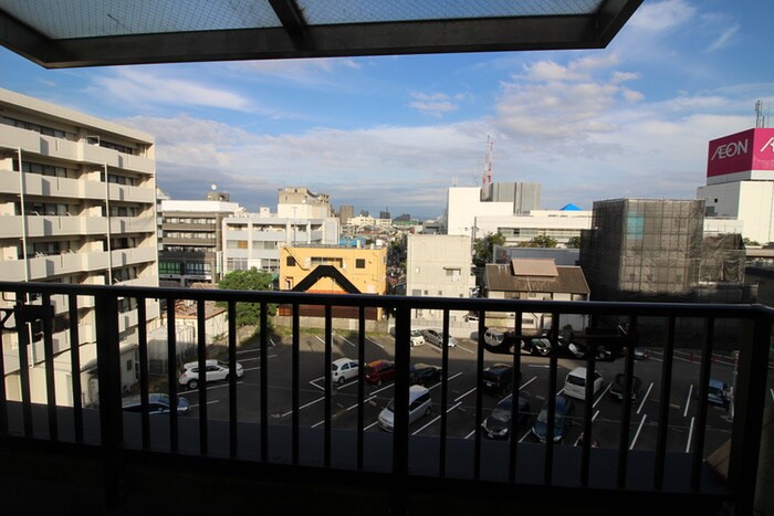 物件内観写真16　(室内からの展望)