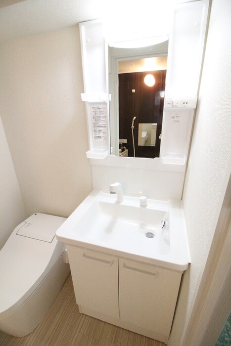 物件内観写真9　(洗面)