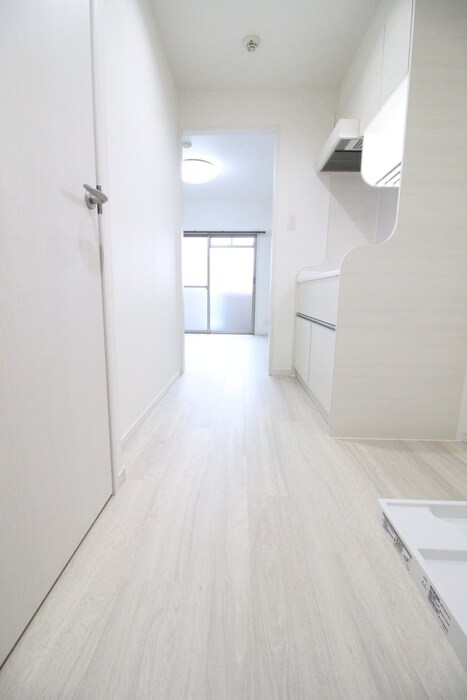 物件内観写真17　(廊下)