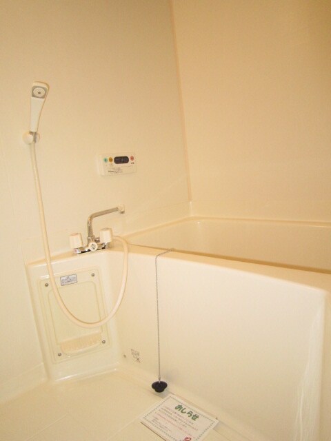 物件内観写真10　(バス／シャワールーム等)