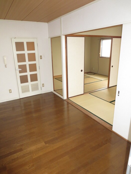 物件内観写真7　(居室)