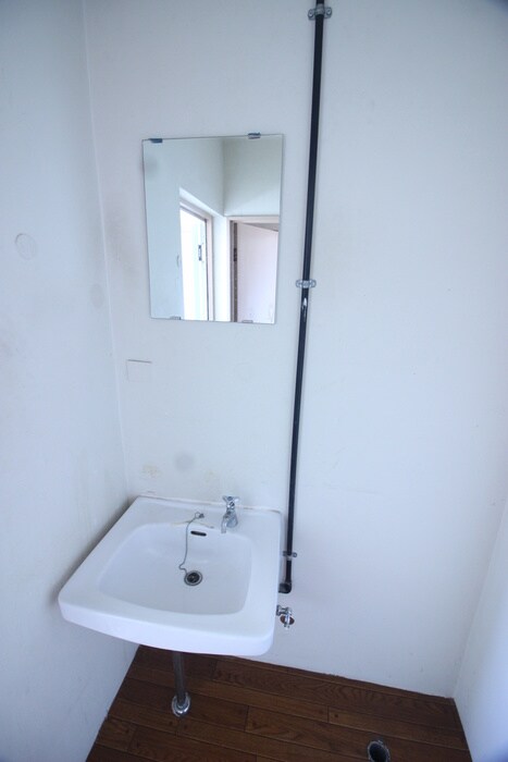 物件内観写真9　(洗面)