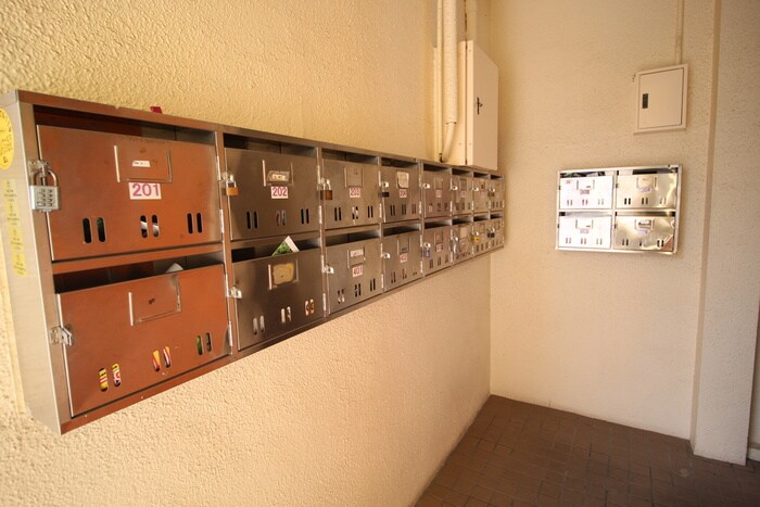 物件外観写真4　(建物設備)