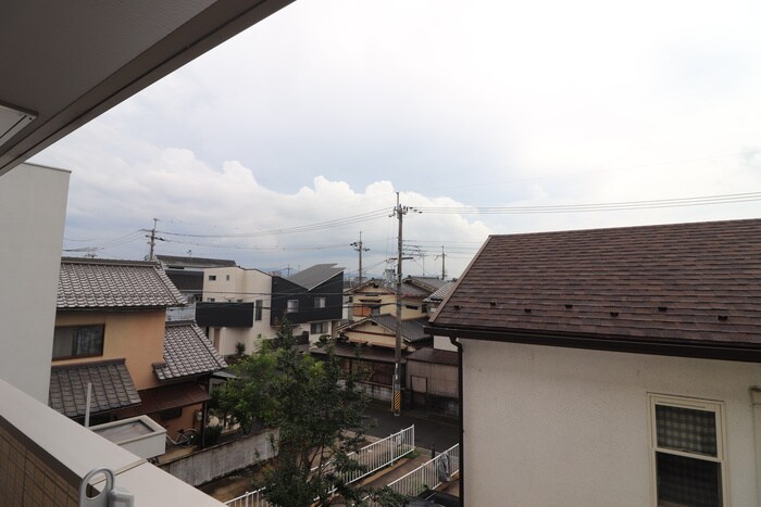 物件内観写真18　(室内からの展望)