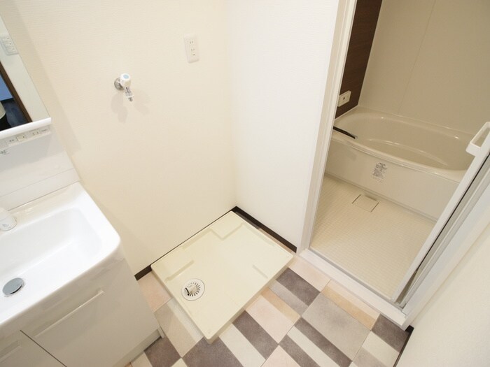 物件内観写真19　(洗濯機置場)