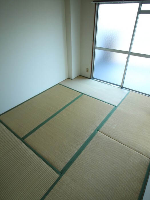 物件内観写真12　(居室)