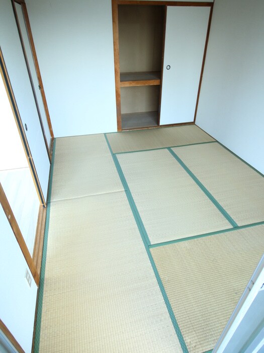 物件内観写真21　(居室)