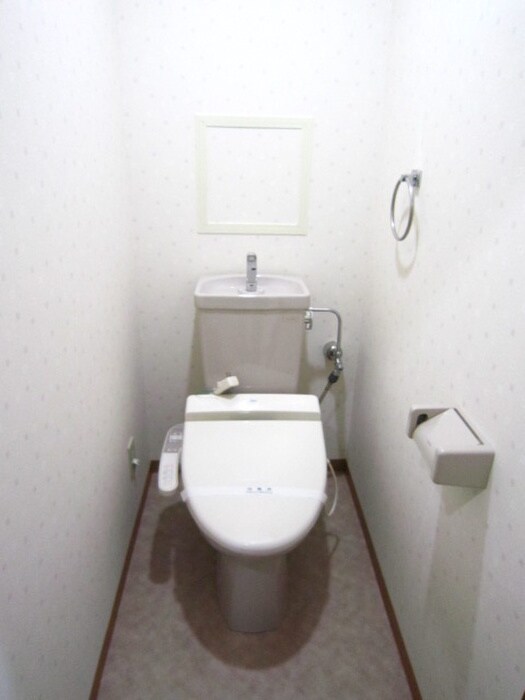 物件内観写真11　(トイレ)