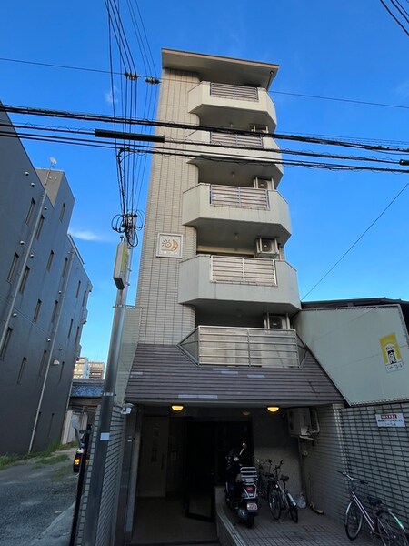 シャト－クレ－ル外観写真