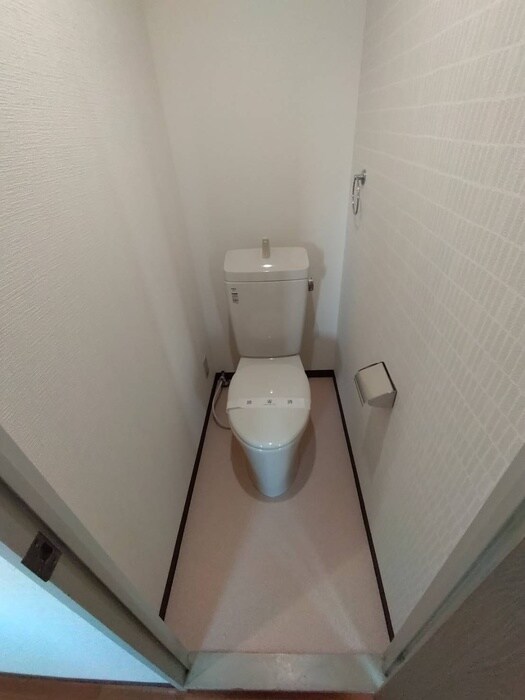 物件内観写真14　(トイレ)