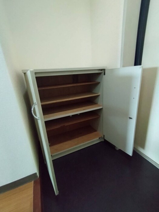 物件内観写真16　(靴箱)