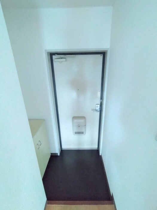 物件内観写真19　(玄関)