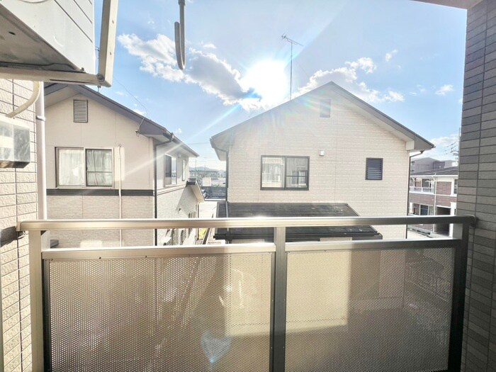 物件内観写真17　(室内からの展望)