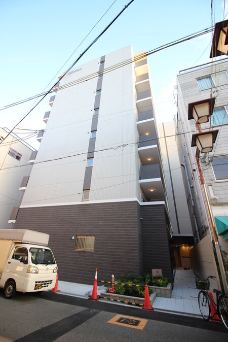 エムズセントラル上新庄外観写真