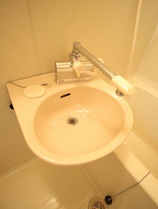 物件内観写真12　(洗面)