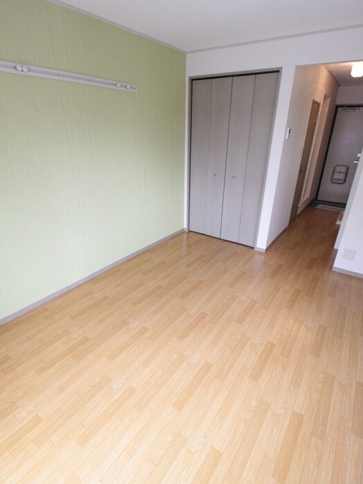 物件内観写真18　(居室)