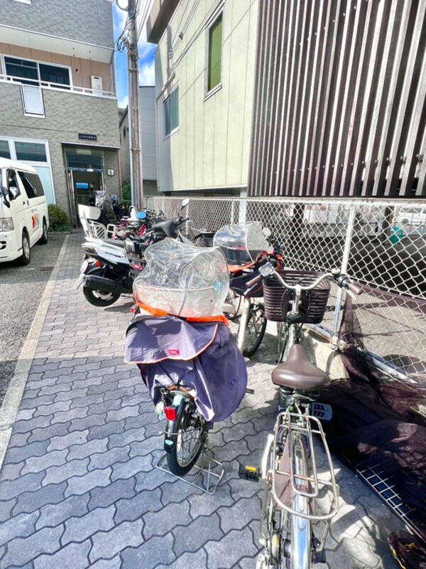 駐輪場