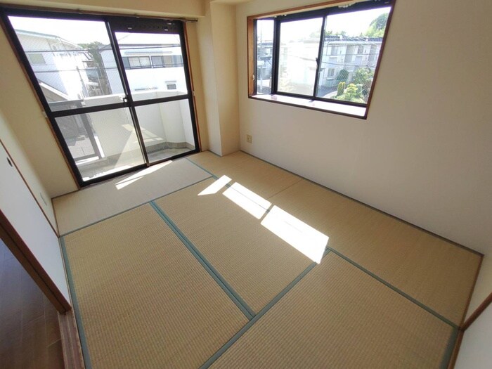 物件内観写真9　(居室)