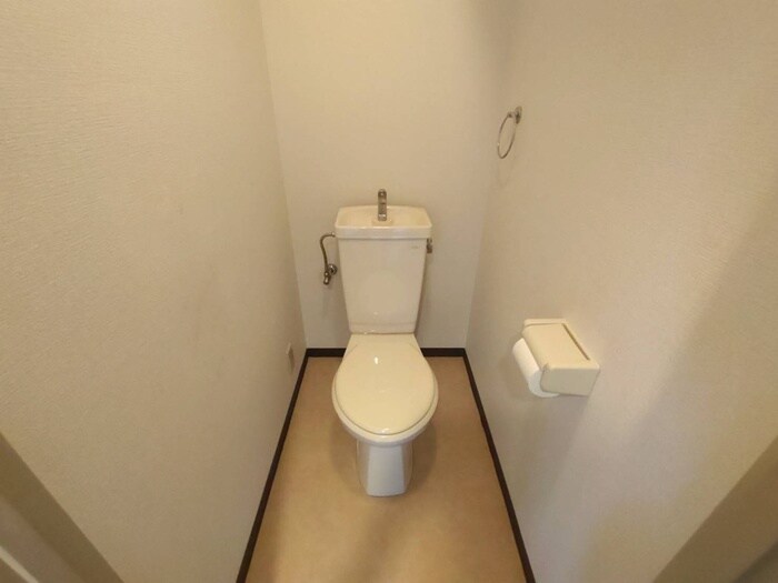 物件内観写真13　(トイレ)