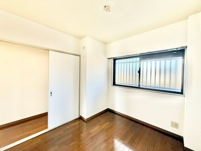 物件内観写真13　(居室)