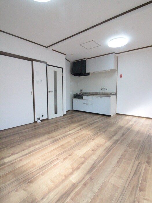 物件内観写真9　(居室)