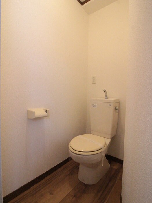 物件内観写真13　(トイレ)