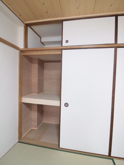 物件内観写真15　(収納)