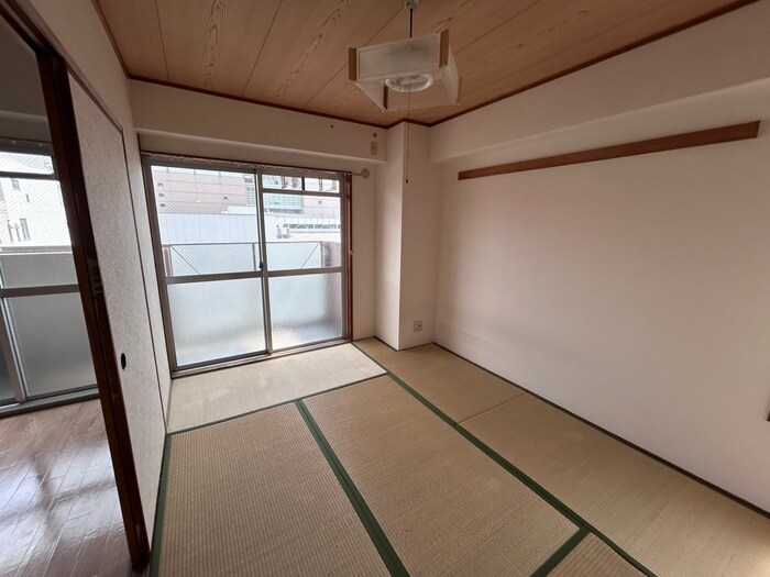 物件内観写真9　(居室)