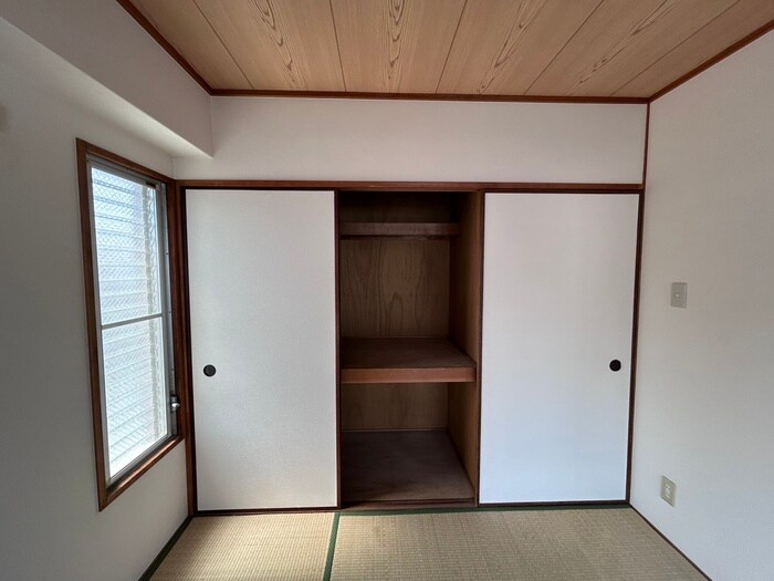 物件内観写真15　(収納)