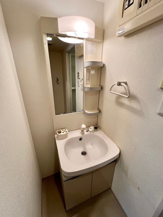 物件内観写真11　(洗面)