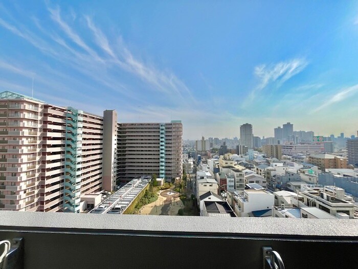 物件内観写真18　(室内からの展望)