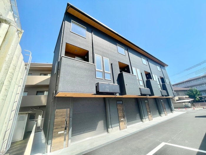 物件外観写真2　(外観写真)