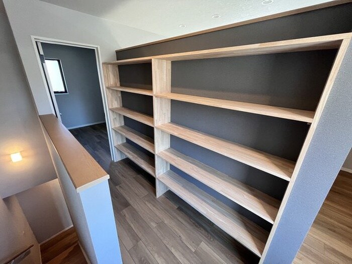 物件内観写真12　(収納)