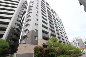 ｸﾞﾗﾝﾌｧｰｽﾄ千里桃山台8号棟(1306)外観写真