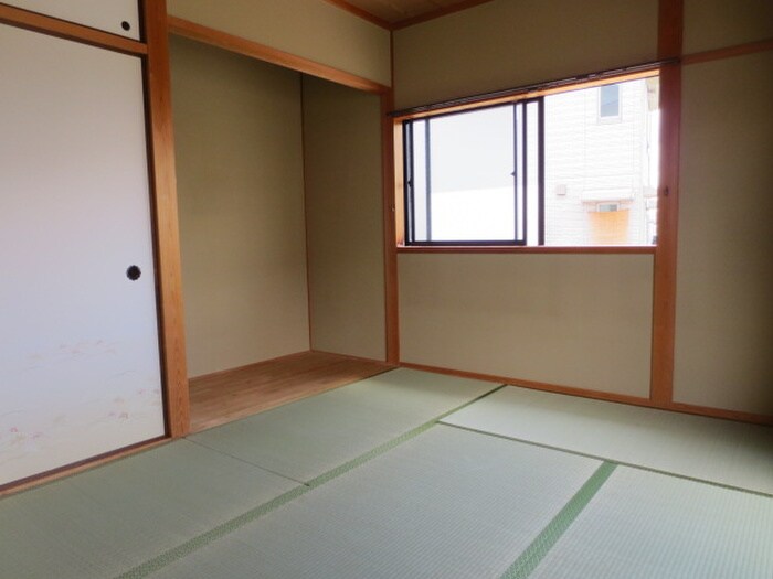 物件内観写真9　(居室)