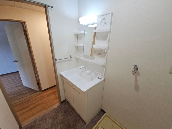 物件内観写真9　(洗面)