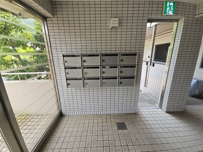 物件外観写真4　(建物設備)