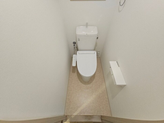 物件内観写真11　(トイレ)