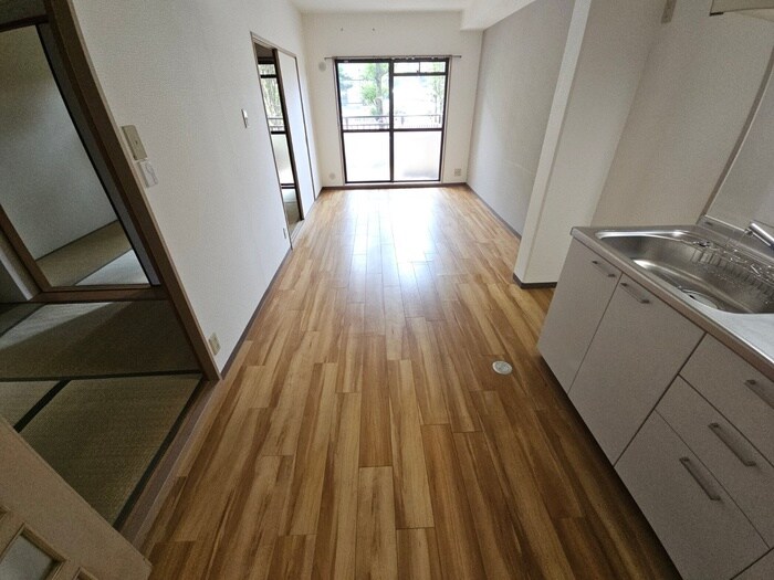 物件内観写真19　(居室)