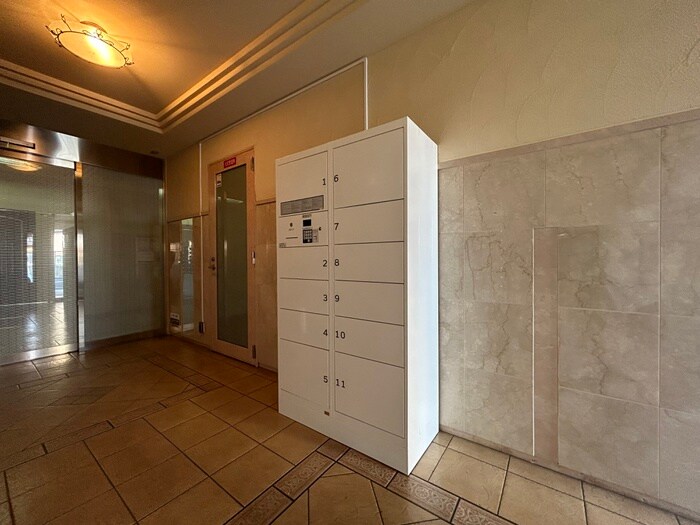 物件外観写真6　(建物設備)