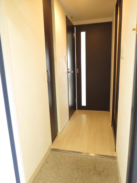 物件内観写真19　(廊下)