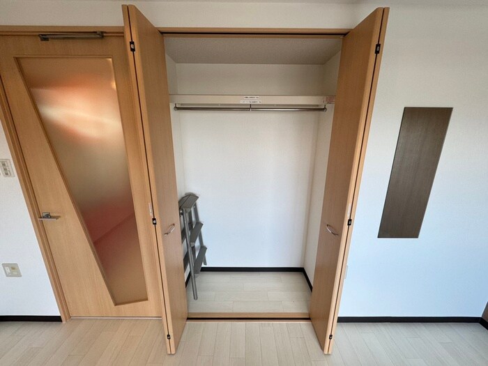 物件内観写真15　(収納)
