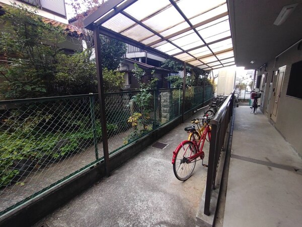 駐輪場