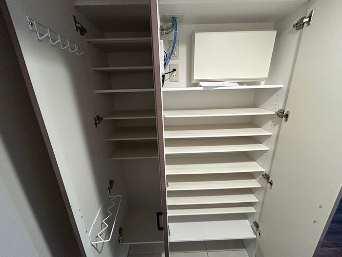 物件内観写真18　(靴箱)