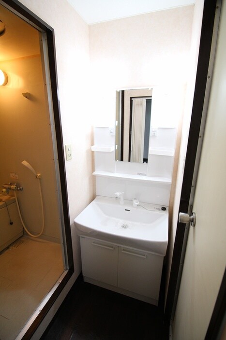 物件内観写真11　(洗面)