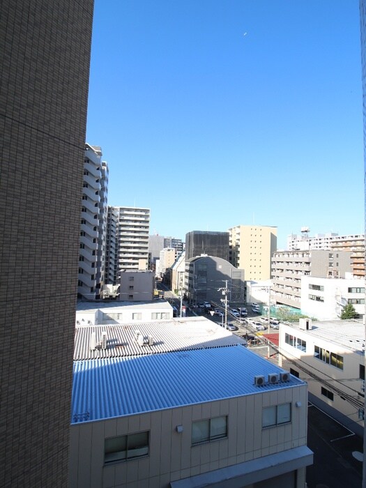 物件内観写真18　(室内からの展望)