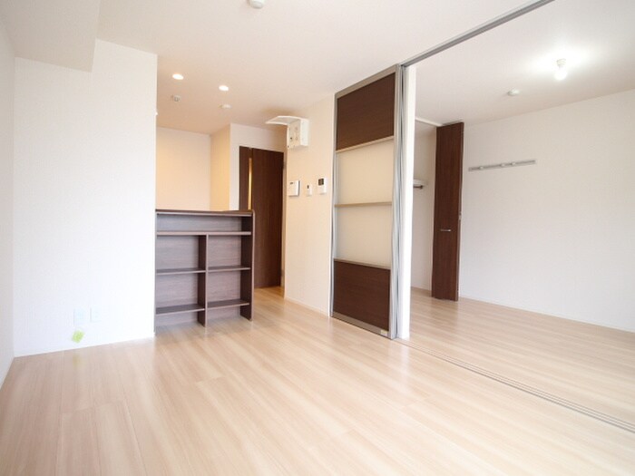 物件内観写真6　(居室)