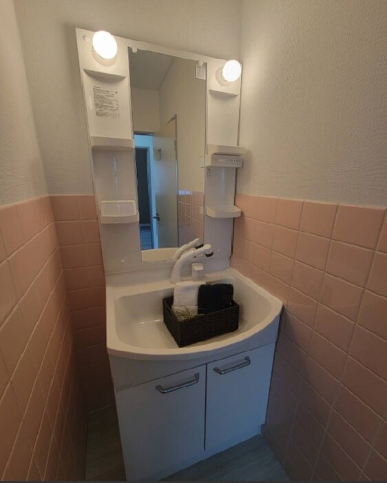 物件内観写真10　(洗面)