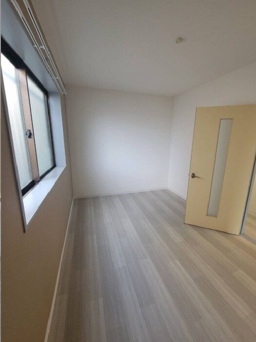 物件内観写真13　(居室)