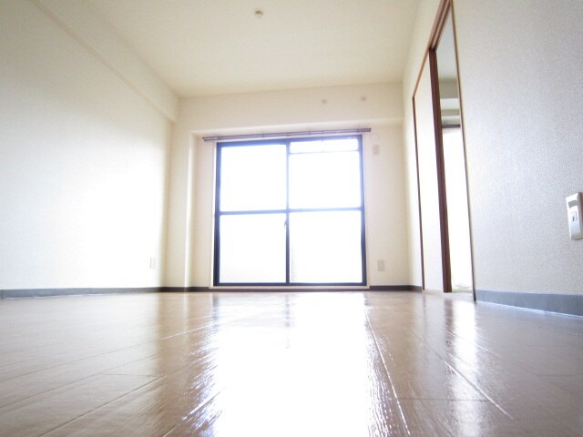 物件内観写真13　(居室)